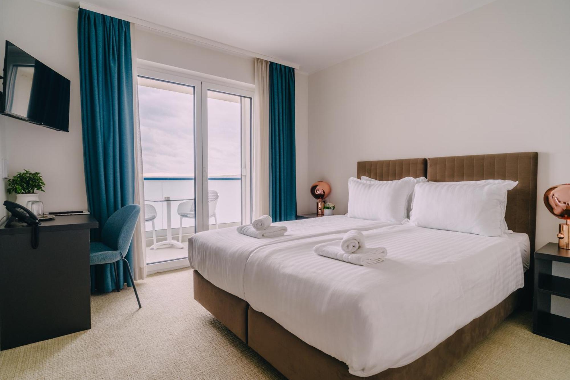 Kul In Ablana Hotell Jablanac Exteriör bild